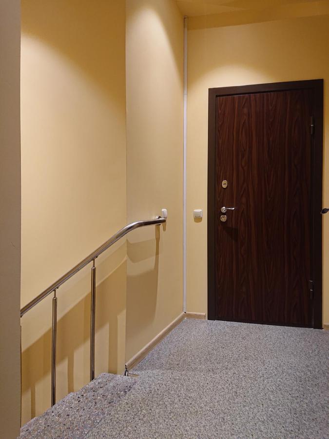 Riga City Center Quiet Apartment With Free Private Parking Exterior foto