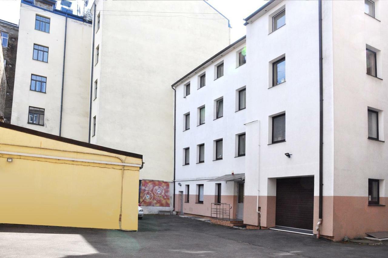Riga City Center Quiet Apartment With Free Private Parking Exterior foto
